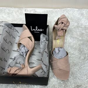 Lulu's Pink Heels with Crossover Straps